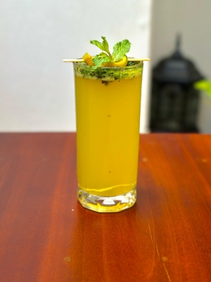 Passion Fruit Fizze